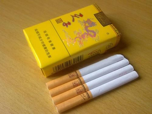 幸运一击香烟价格解析