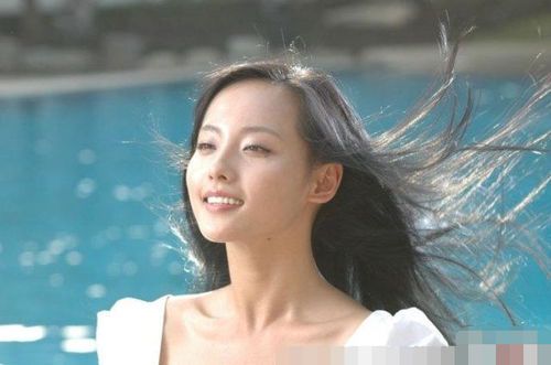 逐爱之心女主角的演艺生涯:她还出演过哪些精彩剧集?
